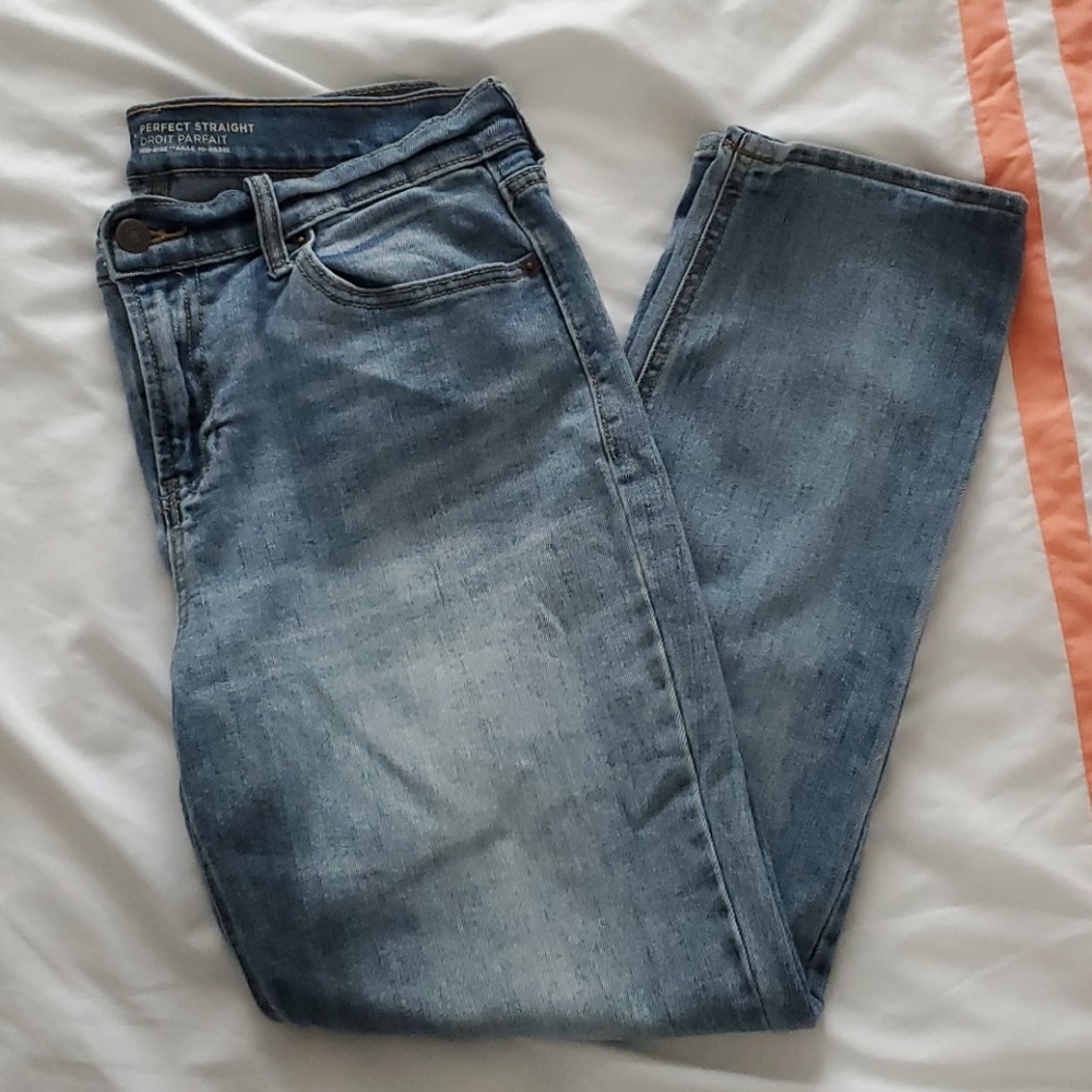 Old Navy Straight Leg Ankle Jeans
